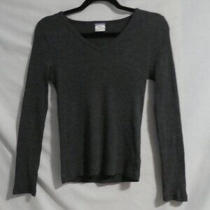 REAL CLOTHING COMPANY | size 8 | Dark Grey Ribbed V-Neck Long Sleeve Knit Shirt